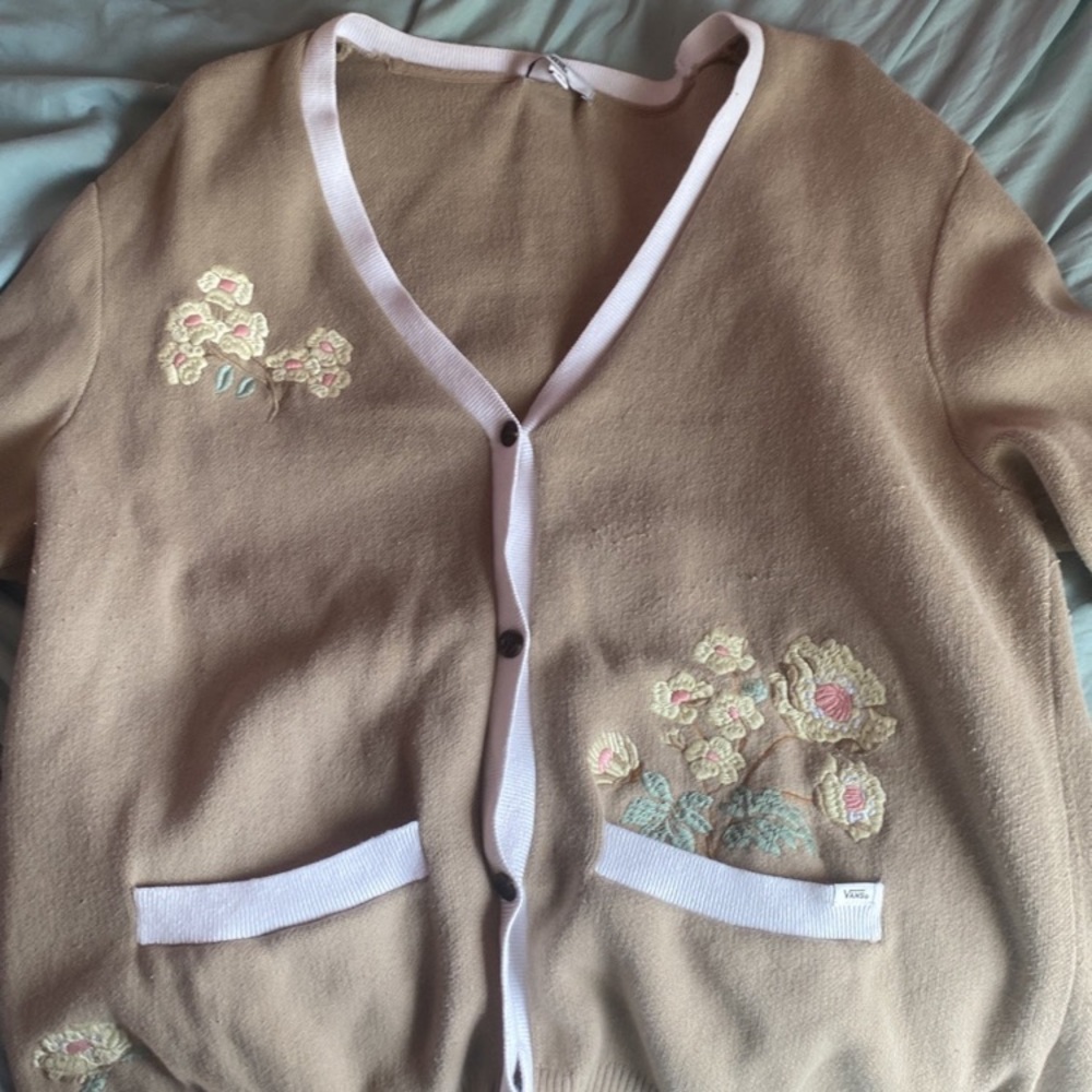 VANS embroidered cardigan